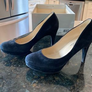Marc Fisher Sydney suede pumps. Size 8.5